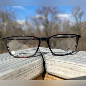 TLG light weight plastic and metal eyeglasses. New frame w demo lenses.
